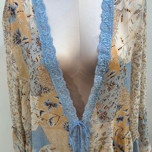 Lace Oversized Sleeve Ruffle Kimono